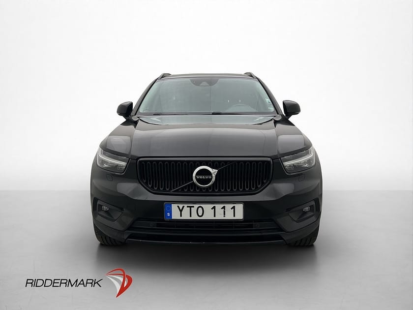 Bild 2 av Volvo XC40 D4 AWD 190hk Pano Kamera D-värm Drag Halvskinn