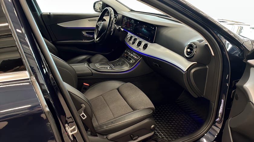 Bild 3 av Mercedes-Benz E 300 T de 4MATIC