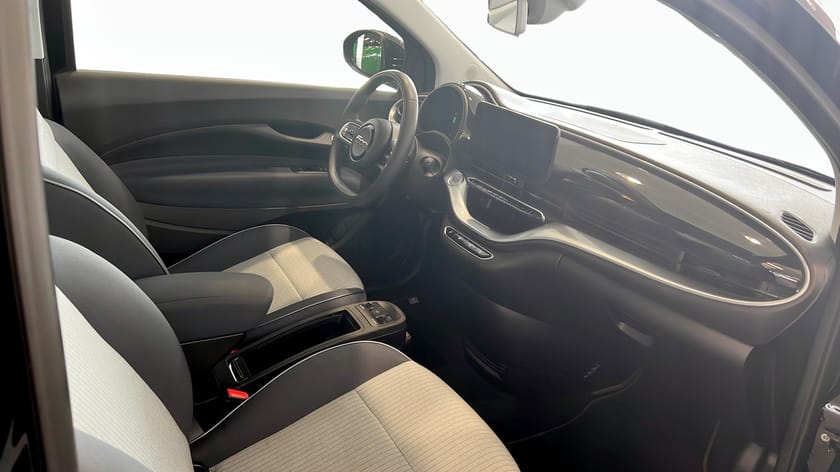 Bild 3 av Fiat 500e BEV ICON HB BASIC