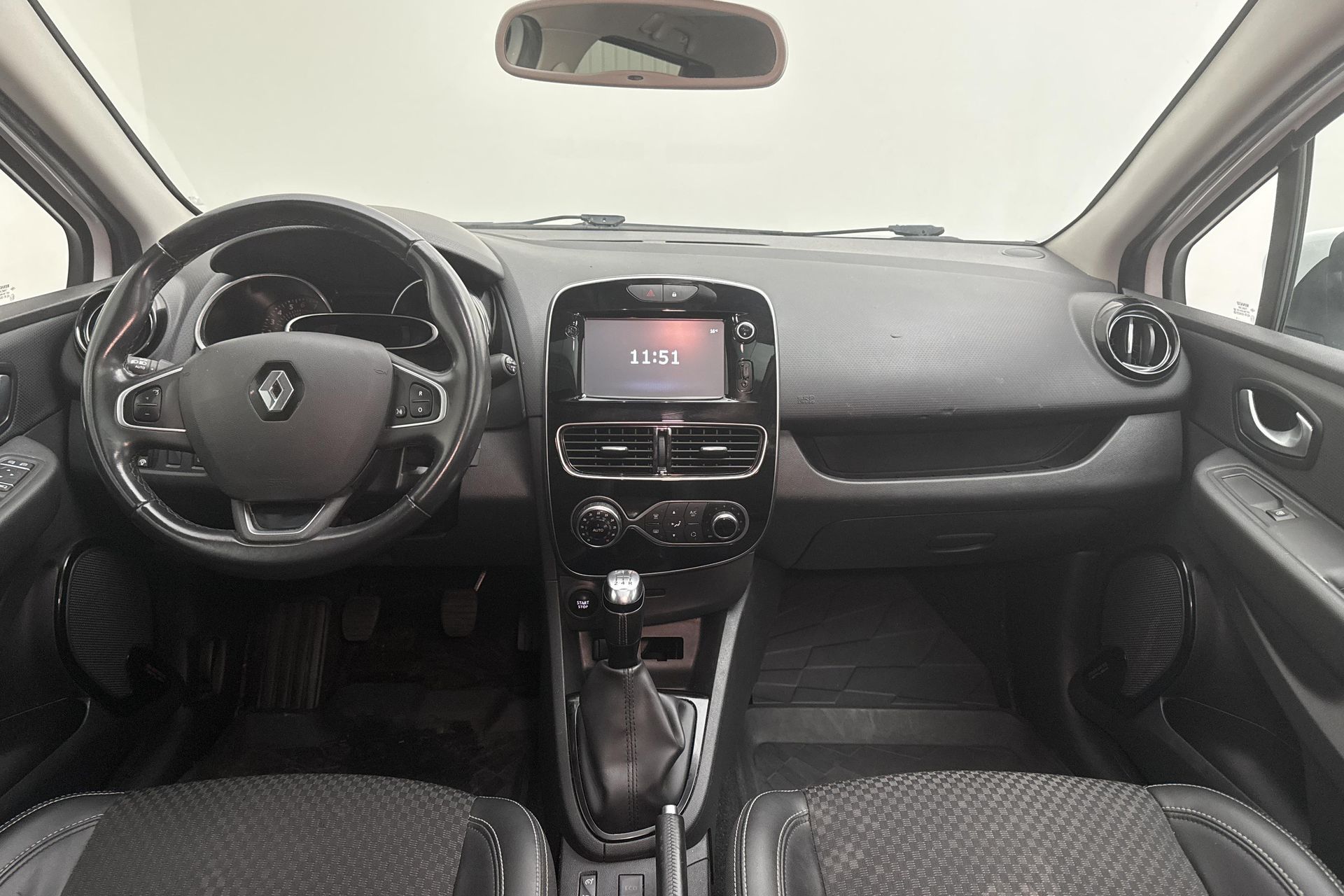 Renault Clio Sport Tourer 0.9 TCe 2018, bild 7/10