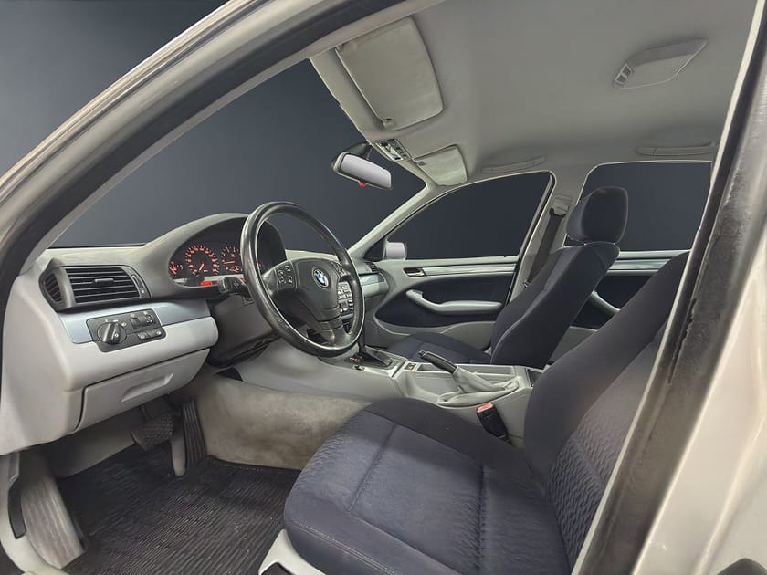 Bild 5 av BMW 320i Sedan Sedan/Besiktad/Ny Servad