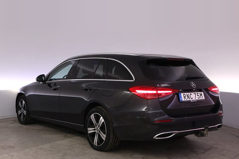 Bild 4 av Mercedes-Benz C 300 T e Avantgarde Kamera BSM Navi LED Drag
