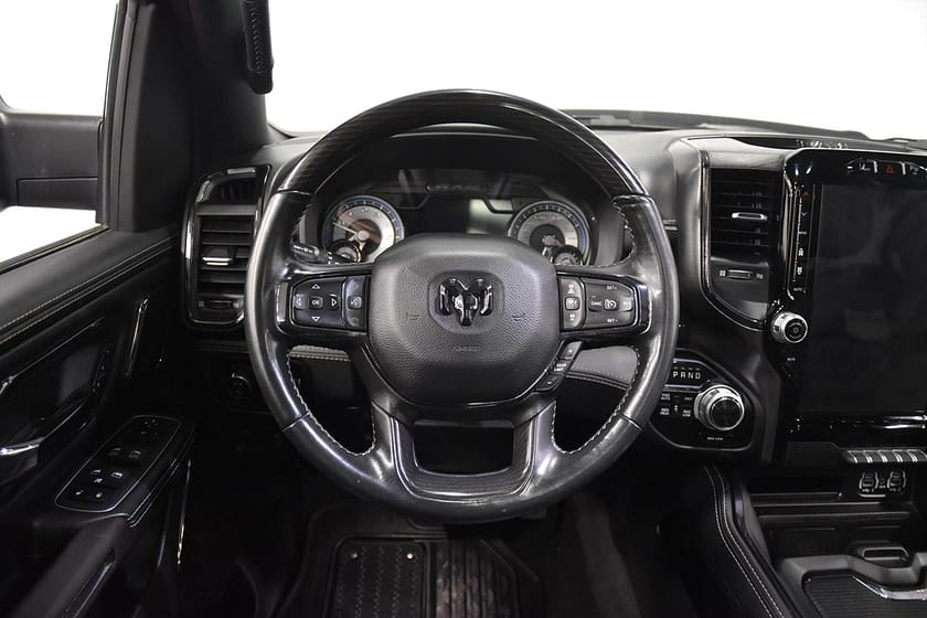 Bild 2 av RAM 1500 Crew Cab 5.7 V8 HEMI 4x4 Moms Limited Night HUD 360 Pano H/K