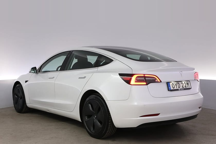 Bild 4 av Tesla Model 3 Standard Range Plus Autopilot Pano 4.99%