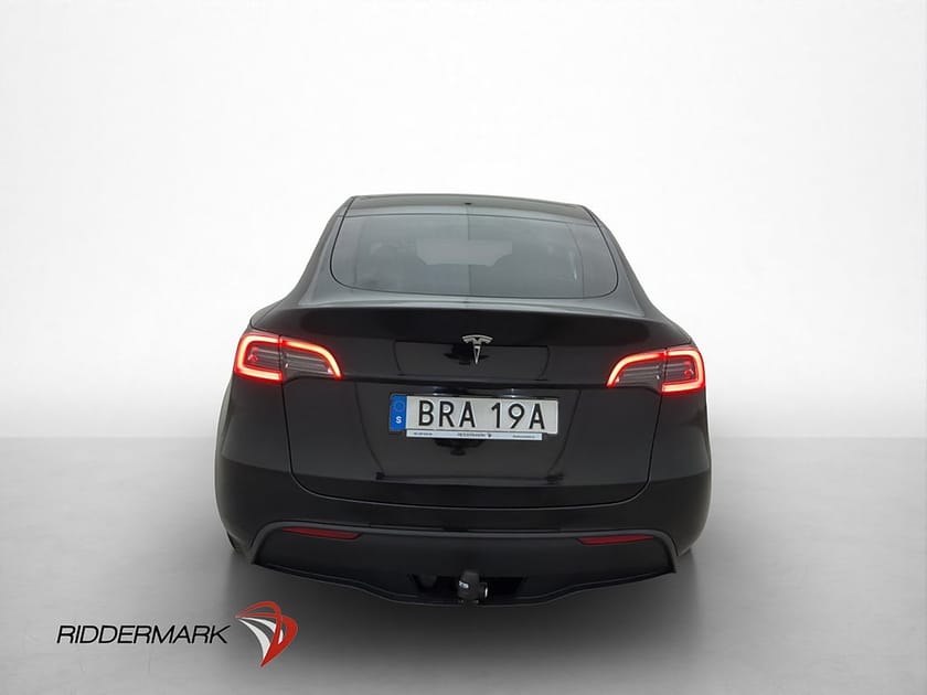 Bild 4 av Tesla Model Y Standard Range RWD 299hk Kamera Pano Svensksåld