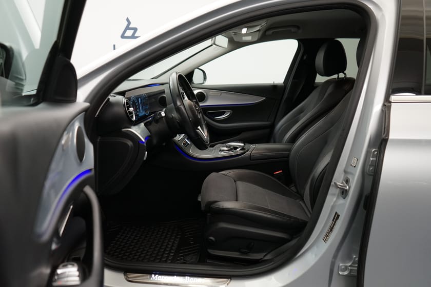 Bild 4 av Mercedes-Benz E 220 T d Avantgarde – Dragkrok | Keyless