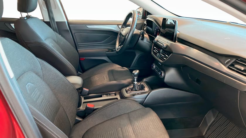 Bild 3 av Ford Focus Active Kombi 125HK