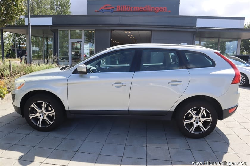 Bild 1 av Volvo XC60 D3 163hk Automat Skinn Bluetooth Svensksåld