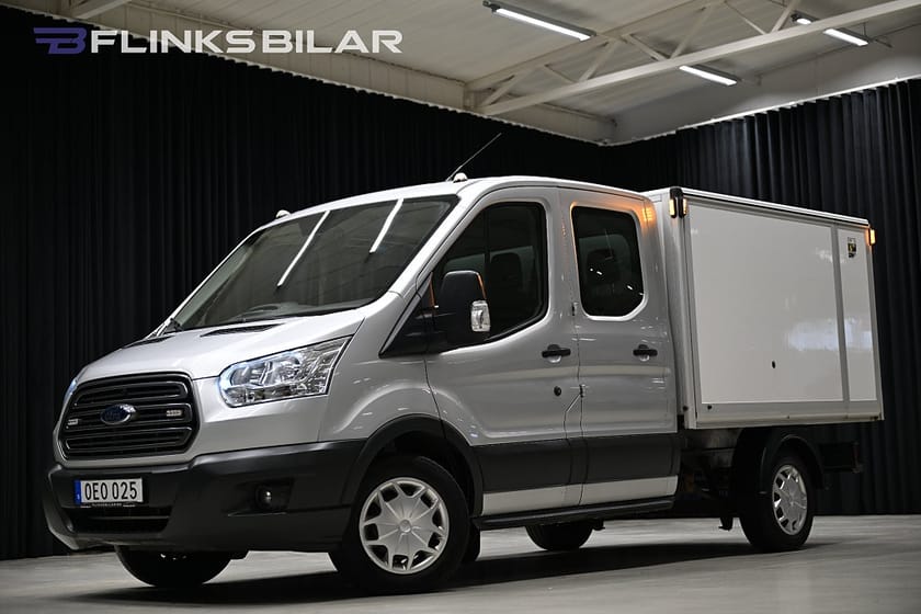 Bild 2 av Ford Transit 350 Chassi Dubbelhytt 170HK Dubbelhytt|Kåpa|6Sits|Lågmil|EnÄgare|NyKamrem