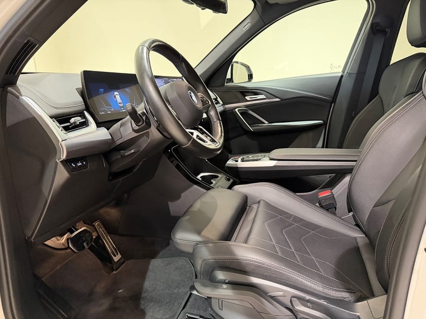 Bild 3 av BMW iX1 xDrive30