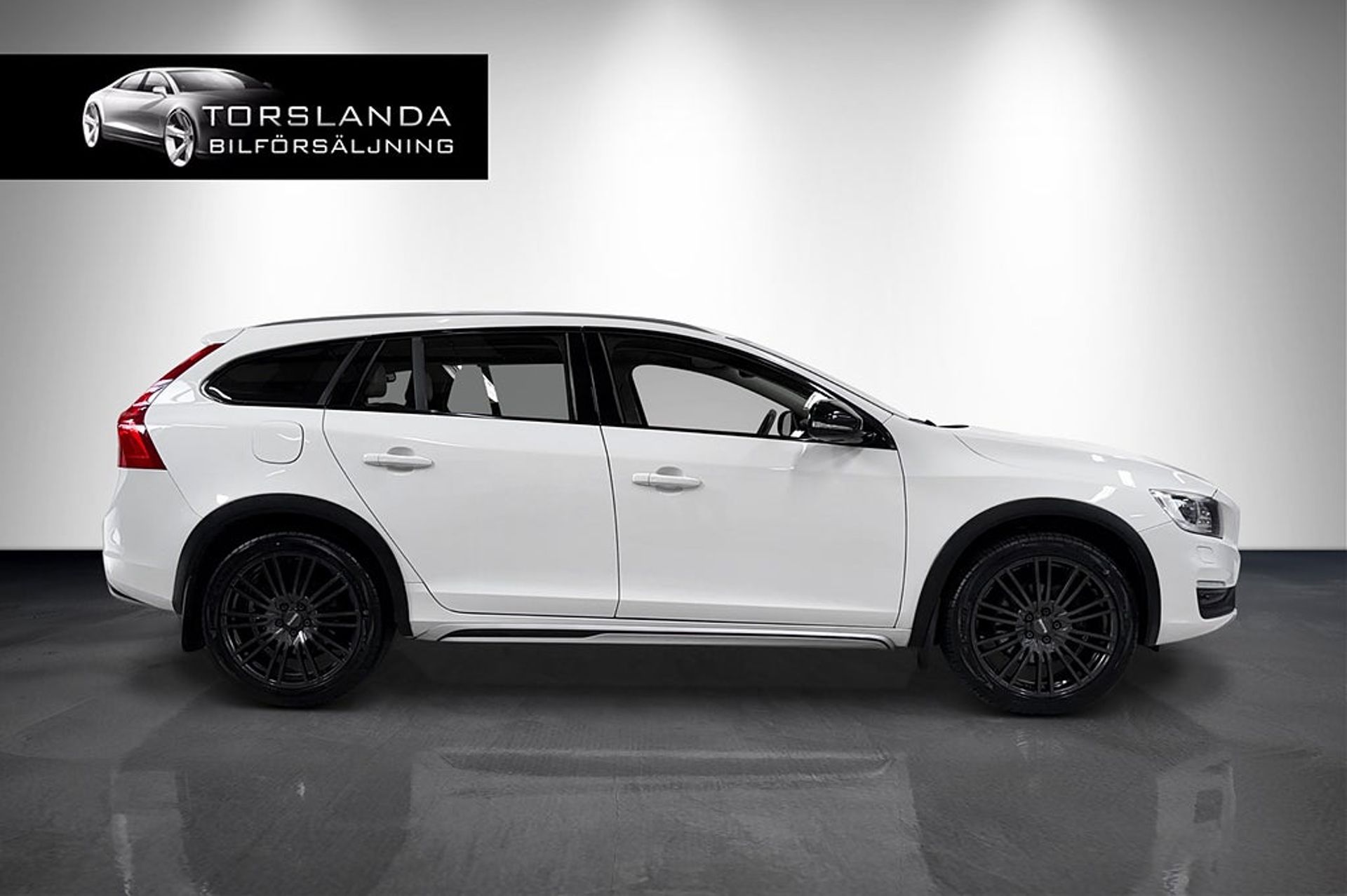 Volvo V60 Cross Country 2018, bild 5/10