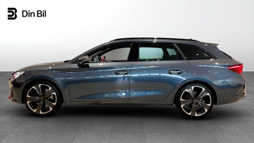 Bild 2 av CUPRA Leon Sportstourer e-Hybrid 1.4 ehybrid 245hk VZ B-kamera Drag Full link