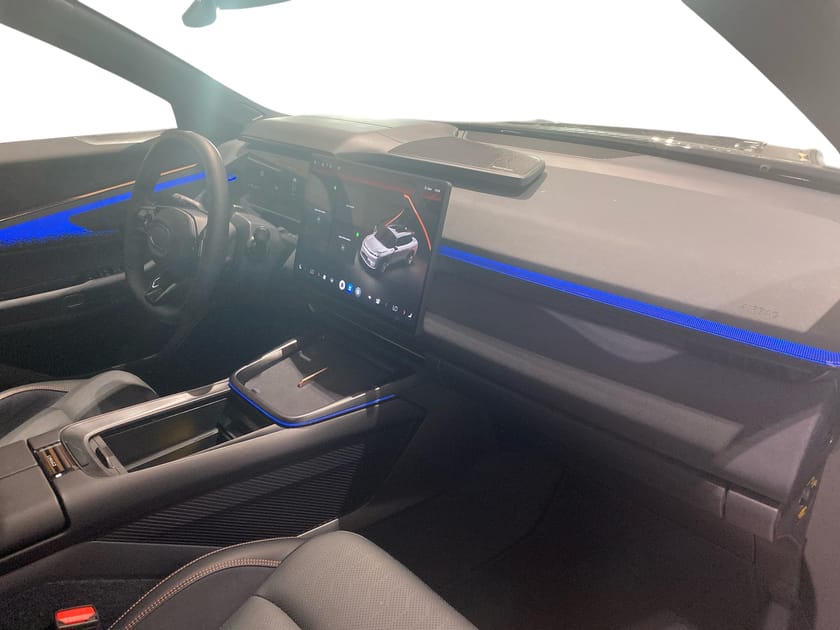 Bild 4 av Lynk & Co 08 PHEV More