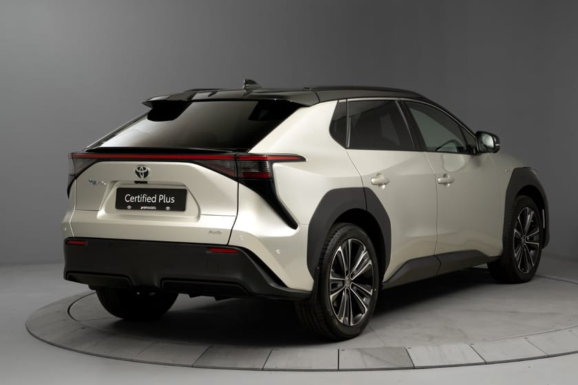 Bilde 4 av Toyota bZ4X AWD Executive Bitone