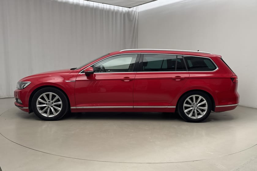 Bild 2 av Volkswagen Passat Sportscombi 2.0 TDI 4M 190hk GT Executive
