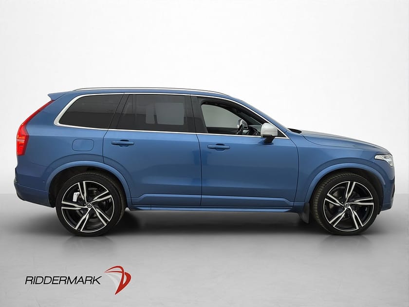 Bild 4 av Volvo XC90 D5 AWD 235hk R-Design 7 sits B&W Pano 360° HUD