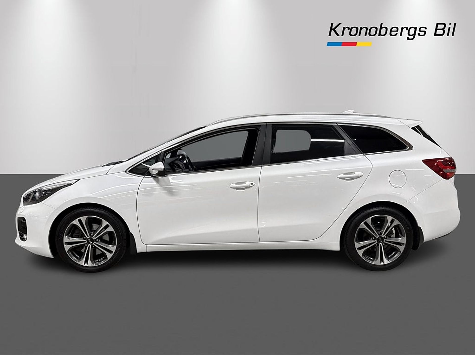 Kia Ceed SW 1.6 GDI 135hk GT-Line DCT 2018, bild 4/10