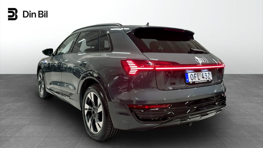 Bild 3 av Audi Q8 50 e-tron quattro 340HK