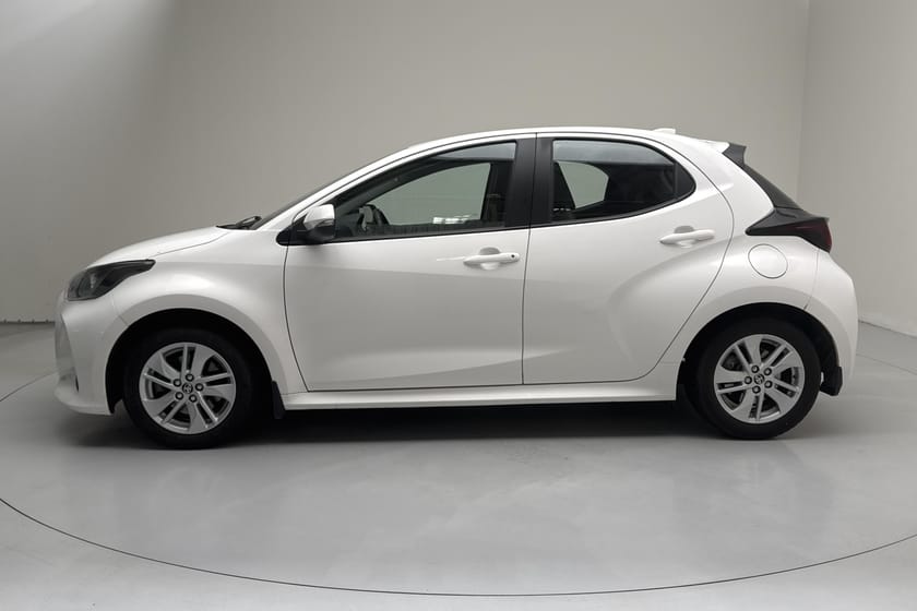 Bild 2 av Toyota Yaris Hybrid 1.5 5dr (116hk) Backkamera Vinterhjul