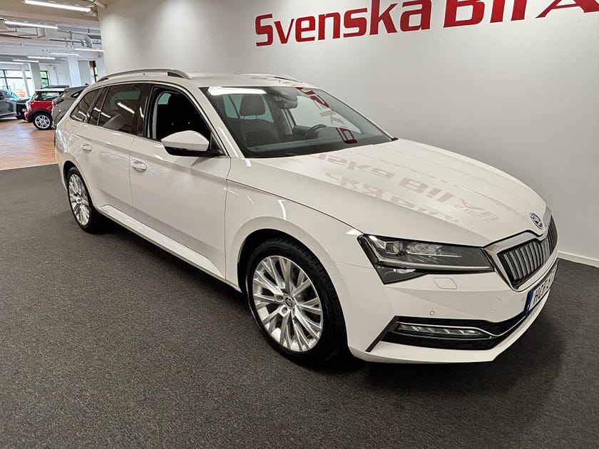 Bild 4 av Škoda Superb iV Kombi Skoda 1.4 TSI Business Edition, Style 2,99% ränta