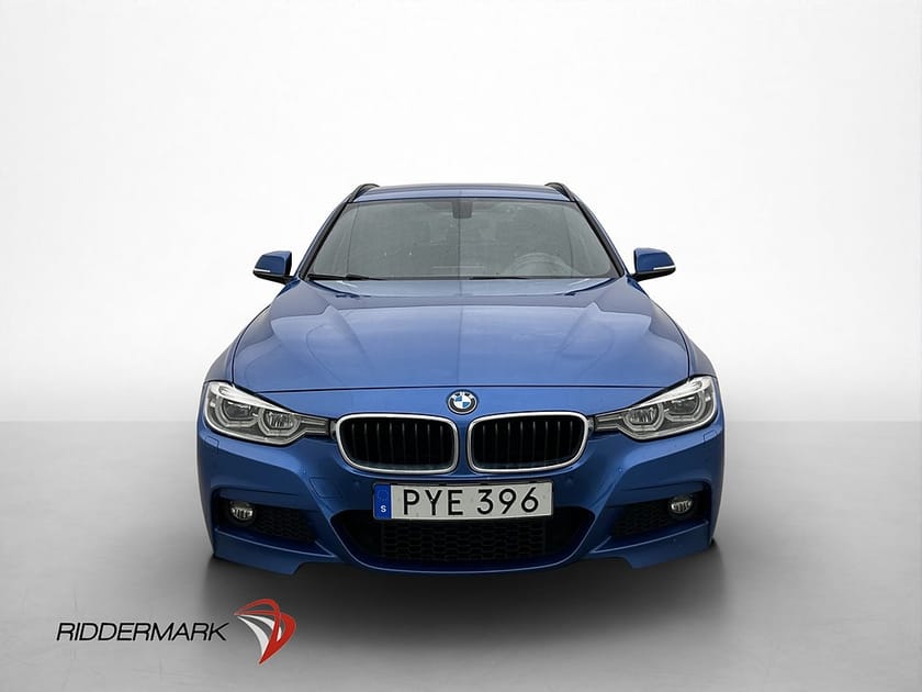 Bild 2 av BMW 320i xDrive Touring 184hk M-Sport Cockpit Navi Hifi Skinn Drag