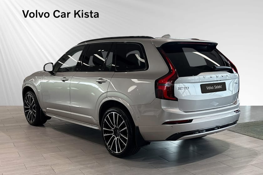 Bild 4 av Volvo XC90 T8 Ultra Dark Luftfj Pano B/W Drag Massage