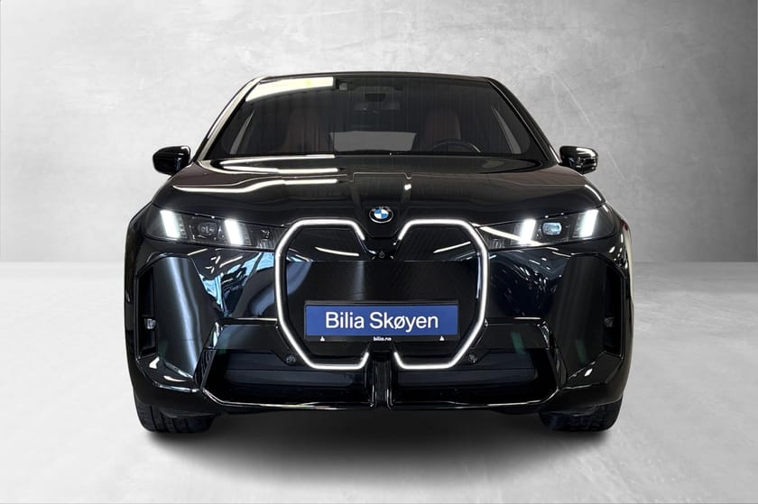 Bilde 2 av BMW iX xDrive60 M-sport Pro, SuperCharged, B&W, Soft-close,