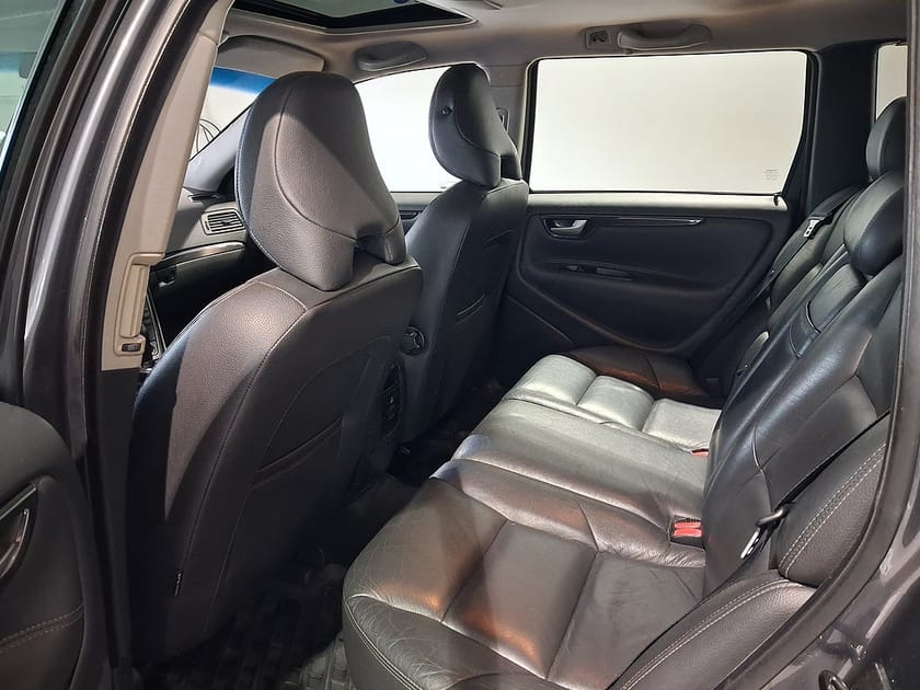 Bild 5 av Volvo V70 2,5FT 210HK Summum Läder