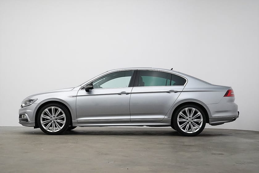Bild 3 av Volkswagen Sedan TSI 4M / 280hk / R-Line / Pano