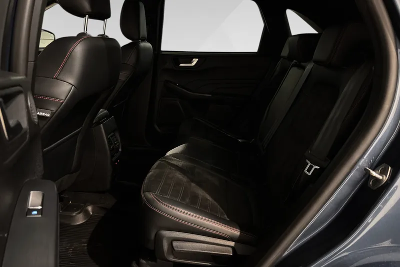 Ford Kuga Plug-In Hybrid bilde 15
