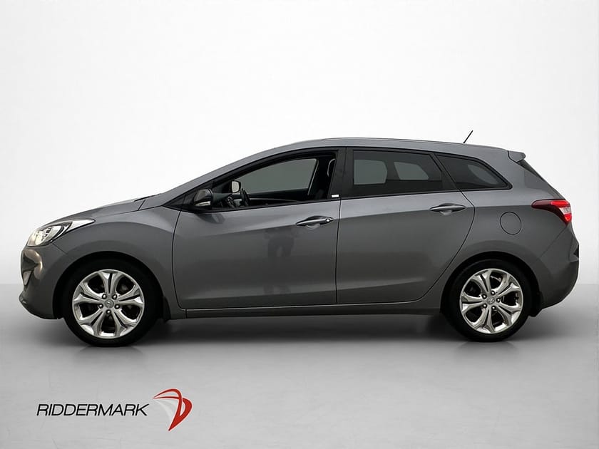 Bild 4 av Hyundai i30 Kombi 1.6 GDI 135hk Business Pano P-Sensorer Rattvärme