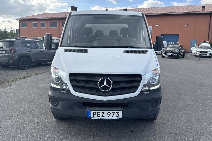 Bild 5 av Mercedes-Benz Sprinter 316 BlueTEC Chassi Crew cab CDI Pickup (163hk) Dubbelhytt 6-sits