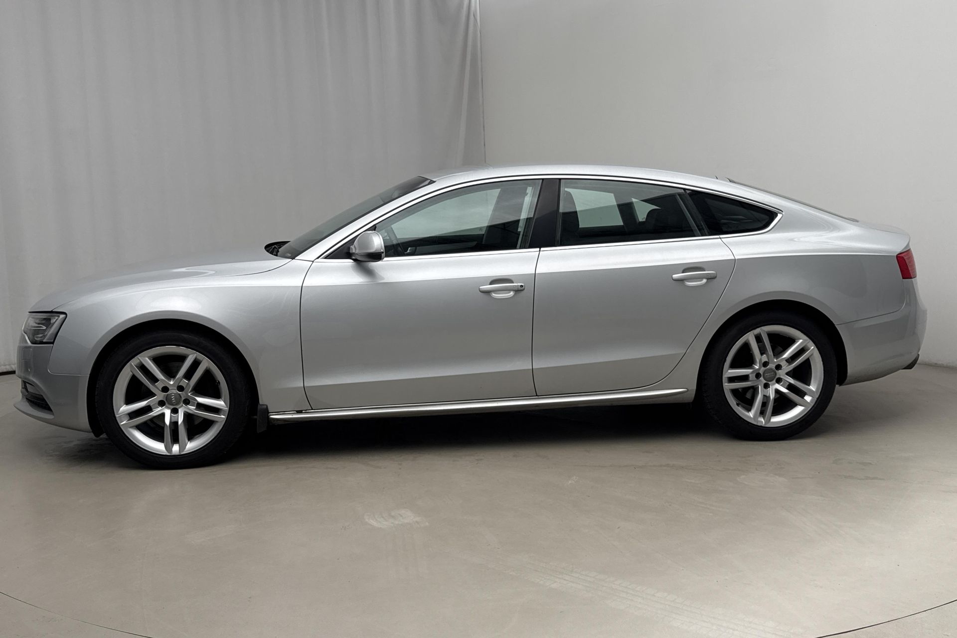 Audi A5 SPBACK 2.0 TFSI quattro 2013, bild 2/10