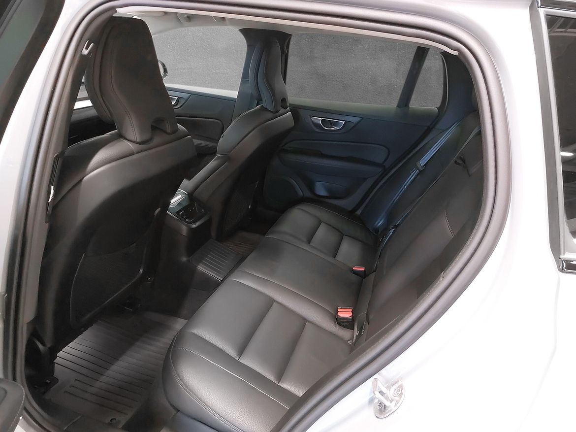 Volvo V60 2025 - miniatyr 6