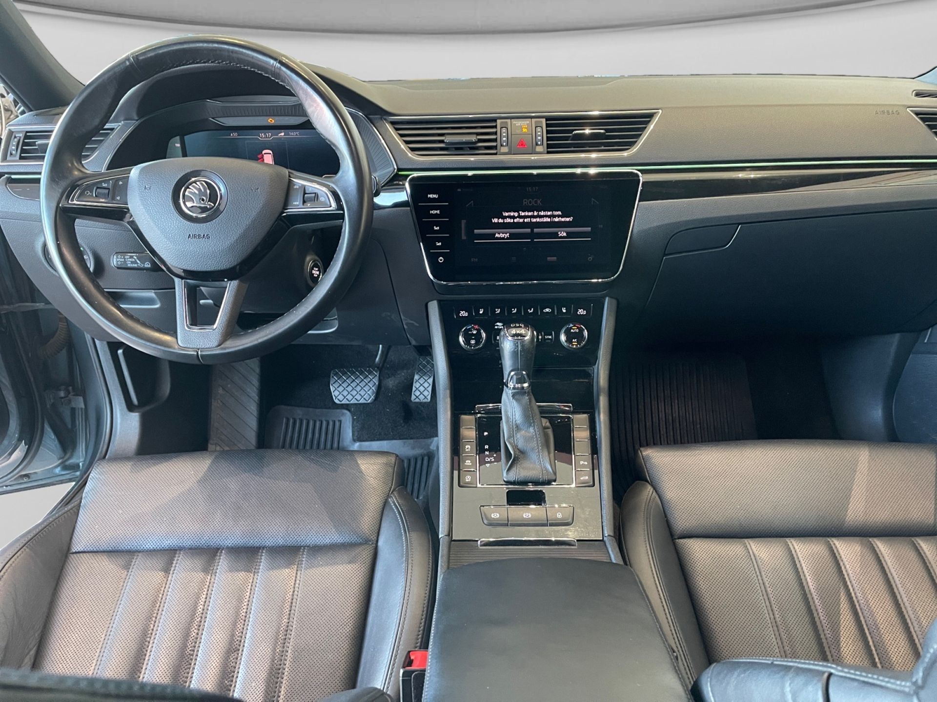 Skoda Superb 2019, bild 7/9