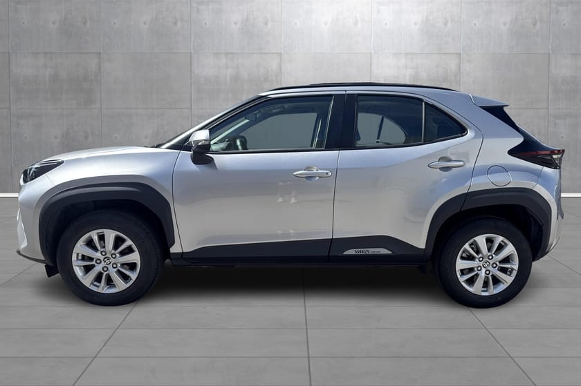 Bilde 2 av Toyota Yaris Cross Hybrid 115 Active AWD, Ryggekamera, Apple Carplay, Lav km