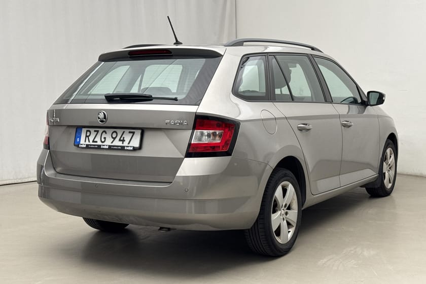 Bild 3 av Škoda Fabia Kombi 1.2 TSI (110hk) Style Drag