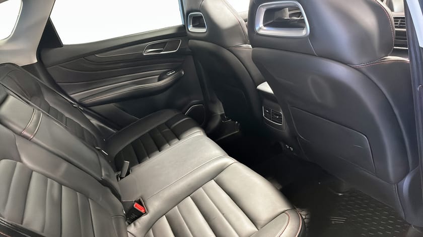 Bild 5 av MG EHS PHEV Plug-In Hybrid 258hk Luxury |Pano|360º|Läder|Nav|Drag|