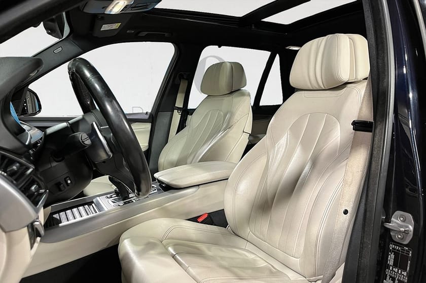 Bild 3 av BMW X5 xDrive30d 258 HK AUT M-SPORT D-VÄRM DRAG PANO H/K HUD