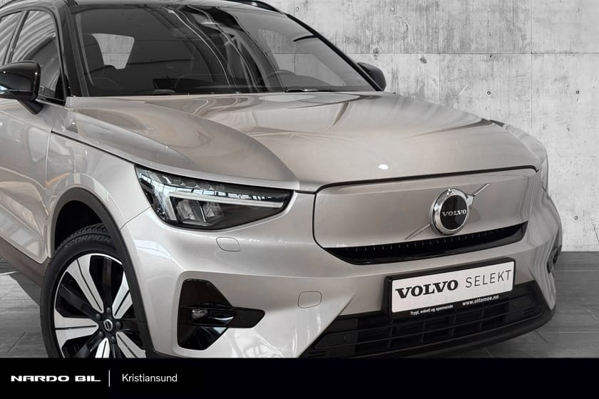 Bilde 3 av Volvo XC40 Recharge Twin motor PLUS | H. FESTE | V.PUMPE | NAVI | KAMERA