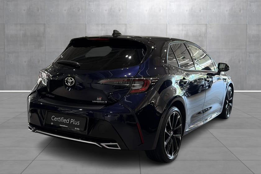 Bilde 5 av Toyota Corolla Hybrid 5dørs, 2.0l GR-Sport, velholdt, mørk blå med sort tak