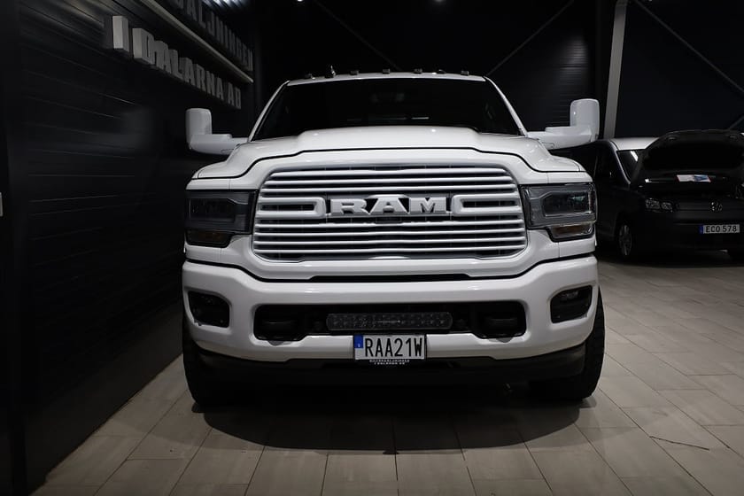 Bild 2 av RAM 2500 Dubbelhytt Dodge Crew Cab 6,7 Cummins 4X4 Laramie
