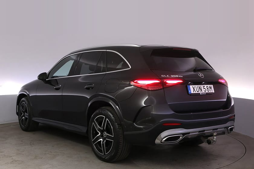 Bild 4 av Mercedes-Benz GLC 300 d e 4MATIC de 4M AMG Drag Burmester Elstol BSM