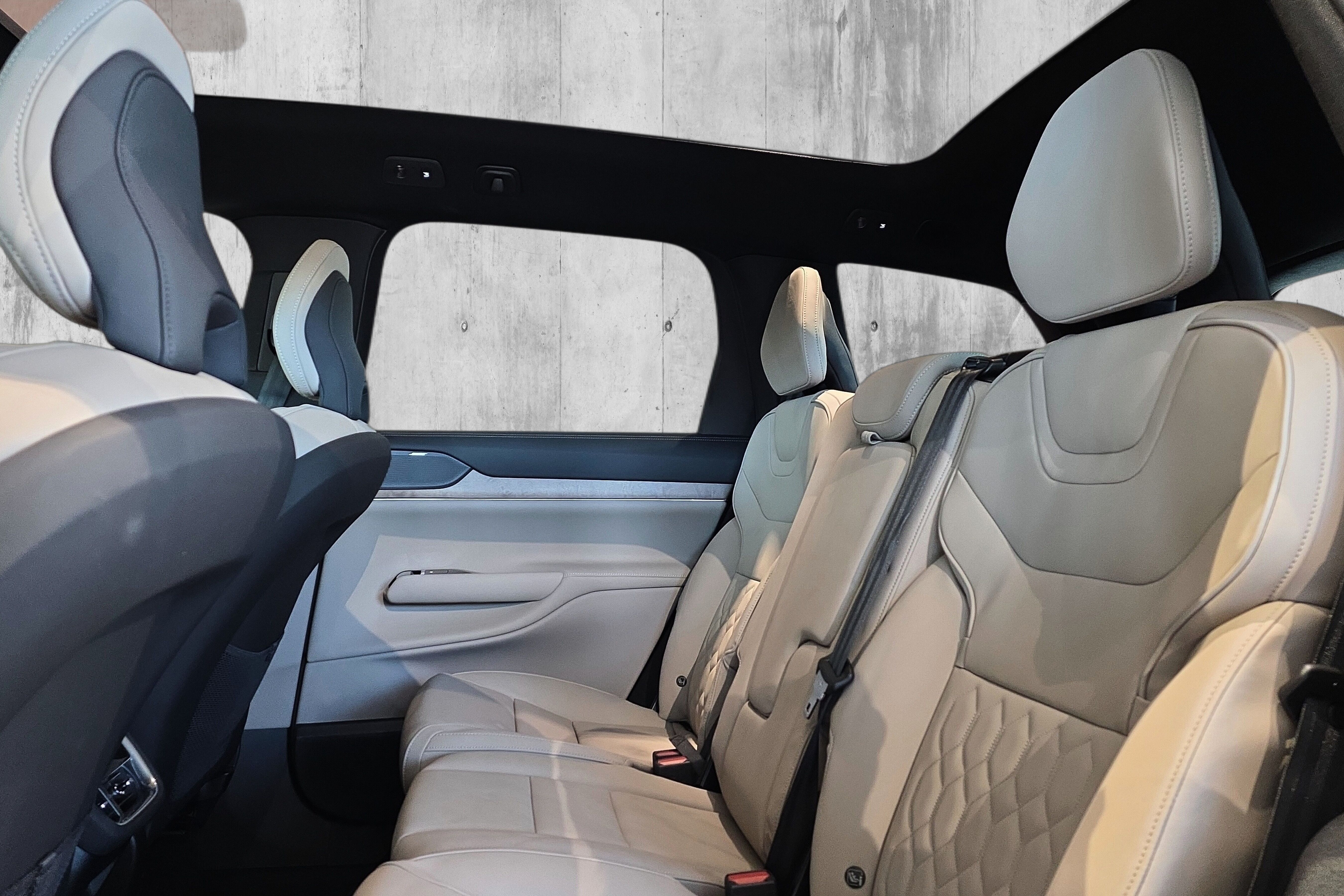 Volvo EX90 Twin Motor Performance bilde 21