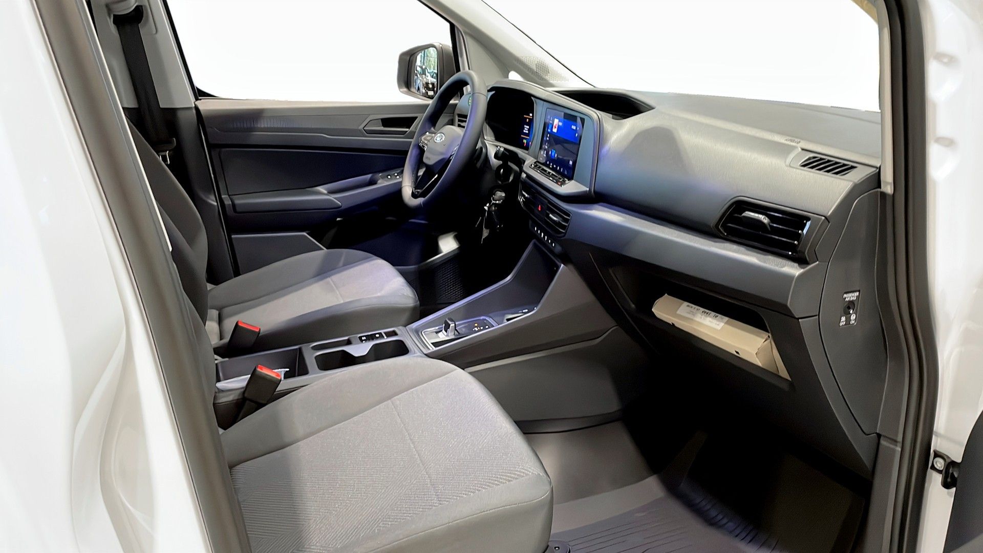 Ford Transit Connect TREND L2 2026, photo 3/10