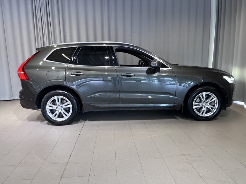 Bild 3 av Volvo XC60 D4 AWD Mom Adv SE 190hk Automat