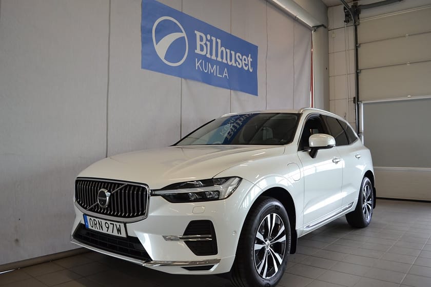 Bild 1 av Volvo XC60 Recharge T6 AWD Core Bright Aut Drag Panorama 350hk
