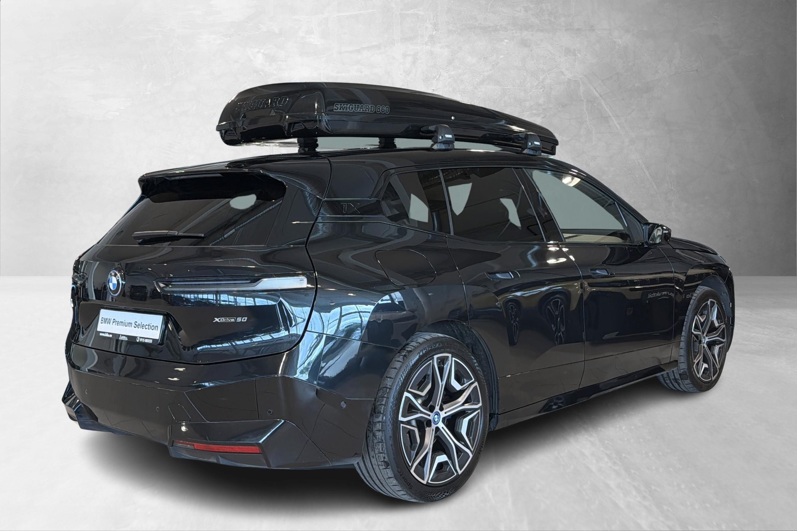 BMW iX xDrive50, 524hk, 2022