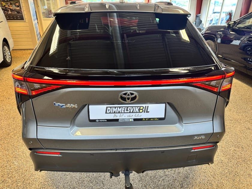 Bilde 5 av Toyota bZ4X AWD Executive