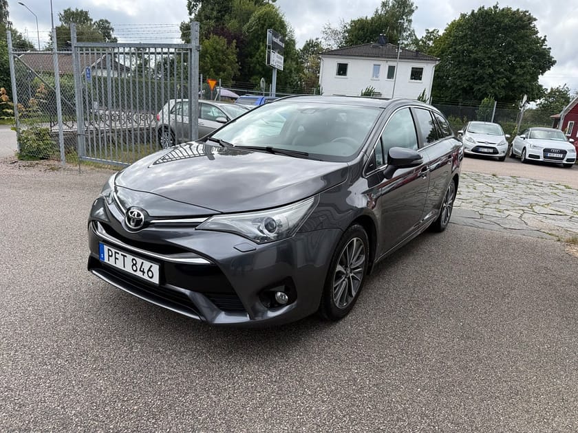 Bild 2 av Toyota Avensis Kombi 1.8 147HK ACTIVE PLUS / DRAG / 11200Mil